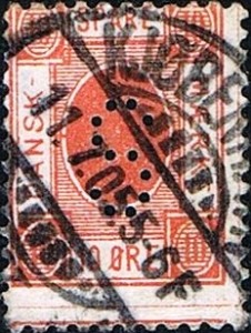 Det næste danske sparemærke i rækken for småkårsfolk 10 øre i rød farve fra året1886 for småkårsfolk. Bemærk at der står: DANSK SPARE MÆRKE i mærket og ikke DANSK SKOLE SPARE MÆRKE.Bemærk også at mærket er afstemplet i Kjøbenhavn med datoen 11.7.05. Mærket er brugt som frimærke på en brevforsendelse.